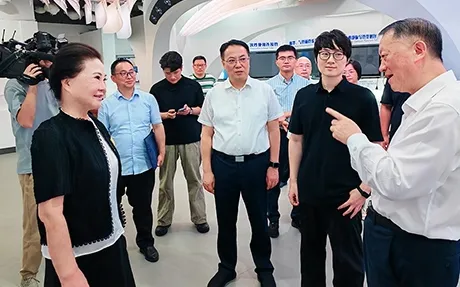 În iulie 2025, președintele CPPCC Chen a vizitat Sujia Medical